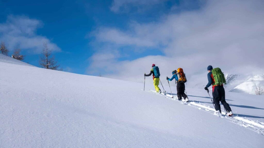 einsamer Aufstieg Skitour Davos