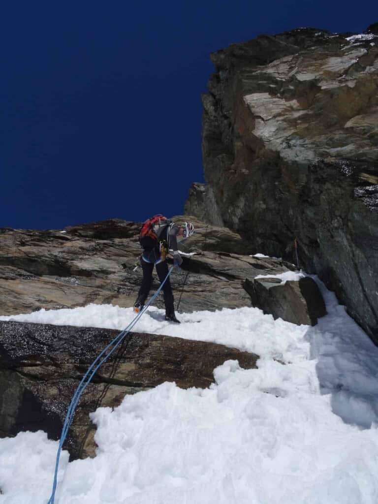 Abseiling on the Breithorn traverse