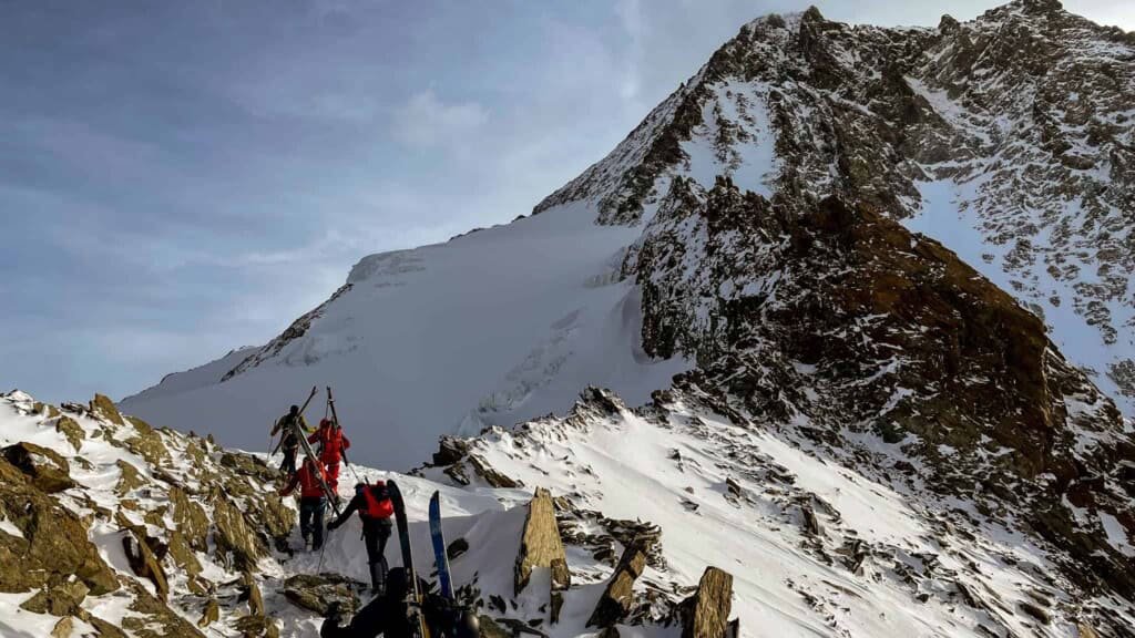 Ski tour to the Finsteraarhorn