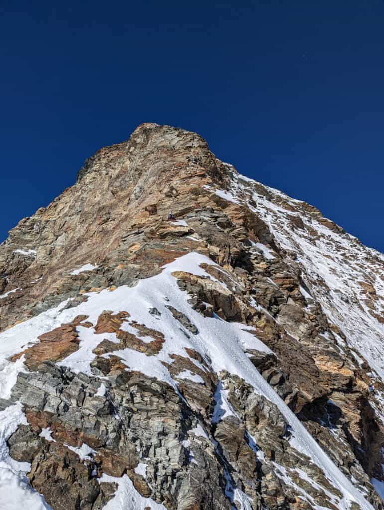 Blick von der Schulter zum Dach am Matterhorn