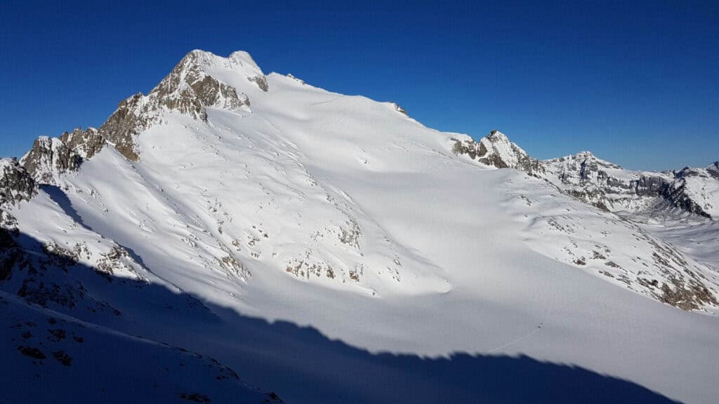 Oberalpstock vom Skigebiet Disentis aus gesehen