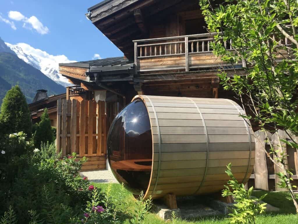 Sauna in front of the house in the maisonette in Chamonix